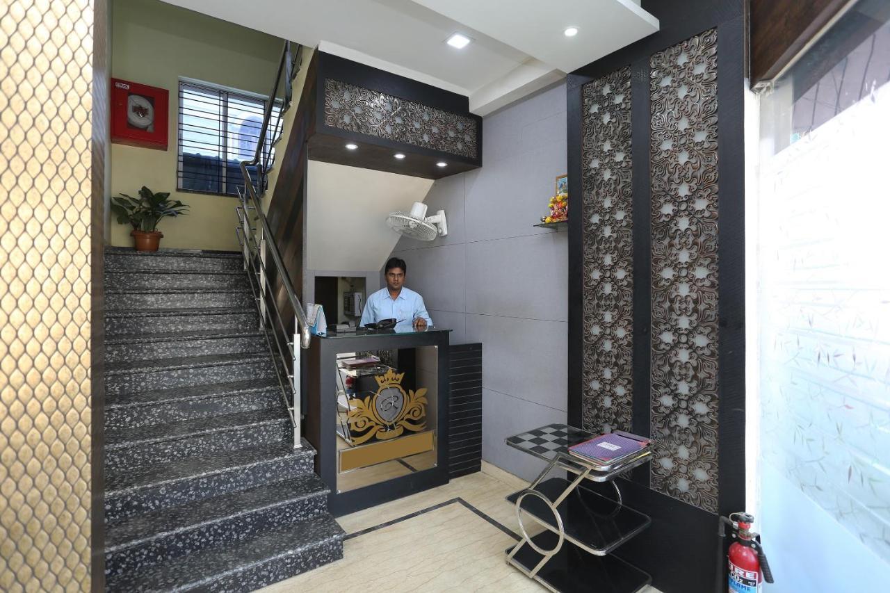 כלכותה Oyo 7790 Hotel Royal Height מראה חיצוני תמונה